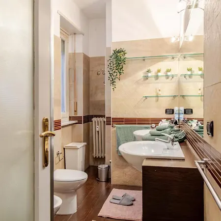 Moderno Crocetta Politecnico Free Parking Turin